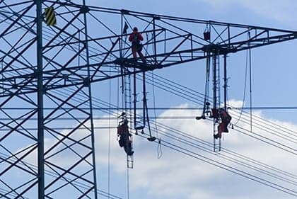 Human Factors on the Line: Fatigue, Complacency, and Decision Making at Height